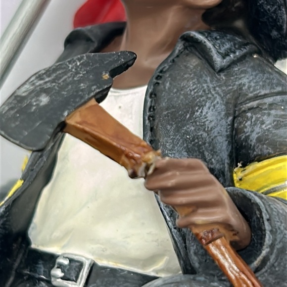 Firemen Rescue Sculpture Statue 911 Tribute  Figure "A Pocket Full of Hope" - Picture 10 of 15